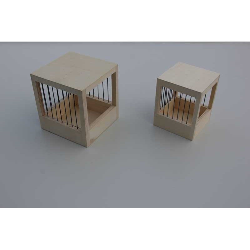 Nestkast hout groot met draad H15,5x14,5x14,5cm